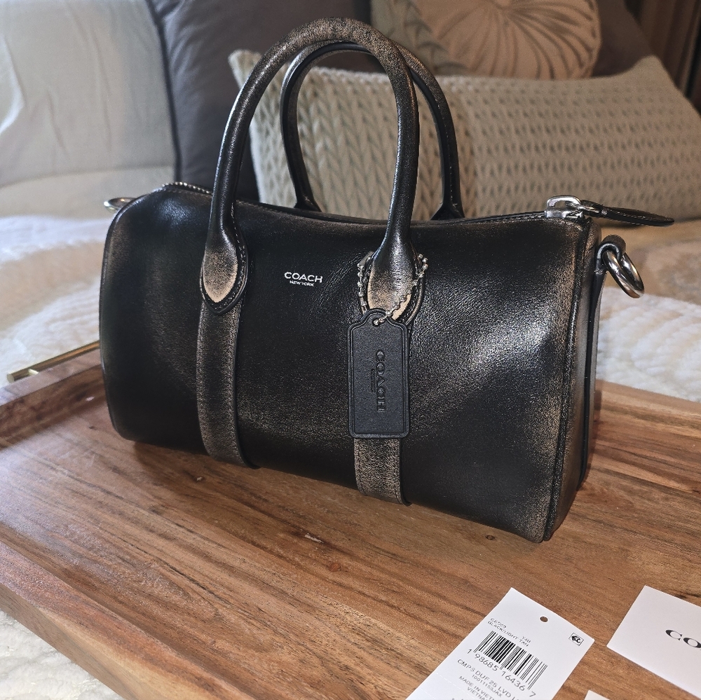 Coach Compass 25 In Loved Leather - Picture 4 of 7